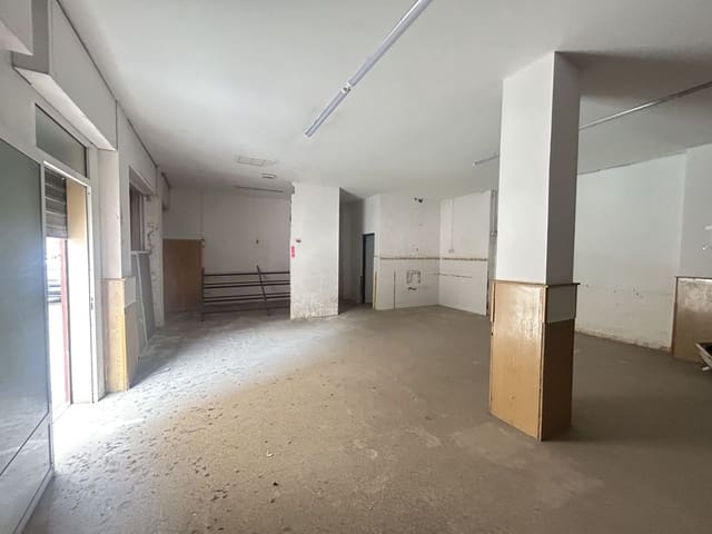 Commercieel te koop in Crevillente / Crevillent - € 82.000 (Ref: 10035907)