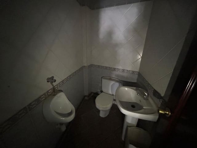 Commercieel te koop in Crevillente / Crevillent - € 87.000 (Ref: 10035908)