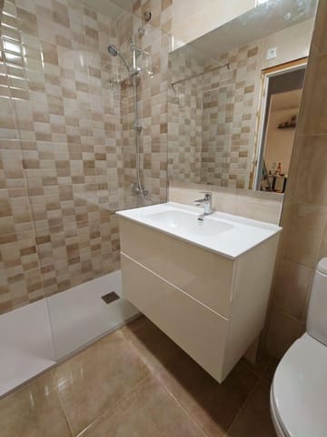 2 bedroom Apartment for sale in Torrevieja - € 179,500 (Ref: 10035918)