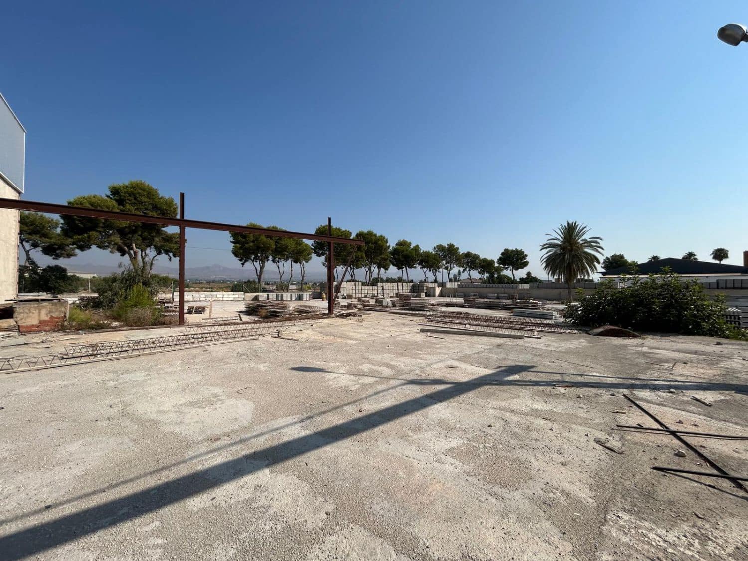 Bedrijf te koop in Cox - € 2.700.000 (Ref: 10042670)