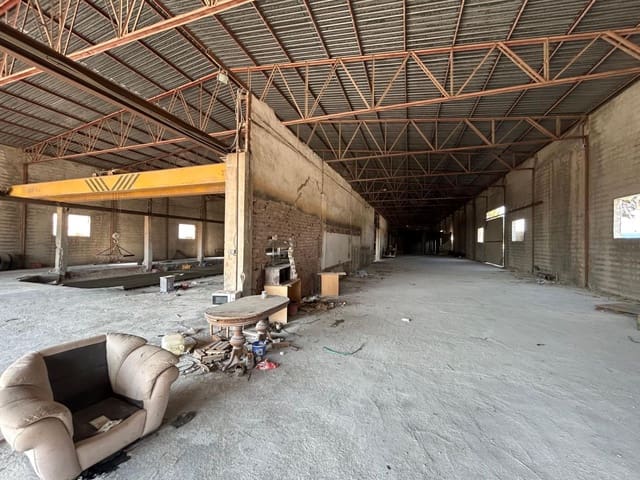 Entreprise à vendre à Cox - 2 700 000 € (Ref: 10042670)