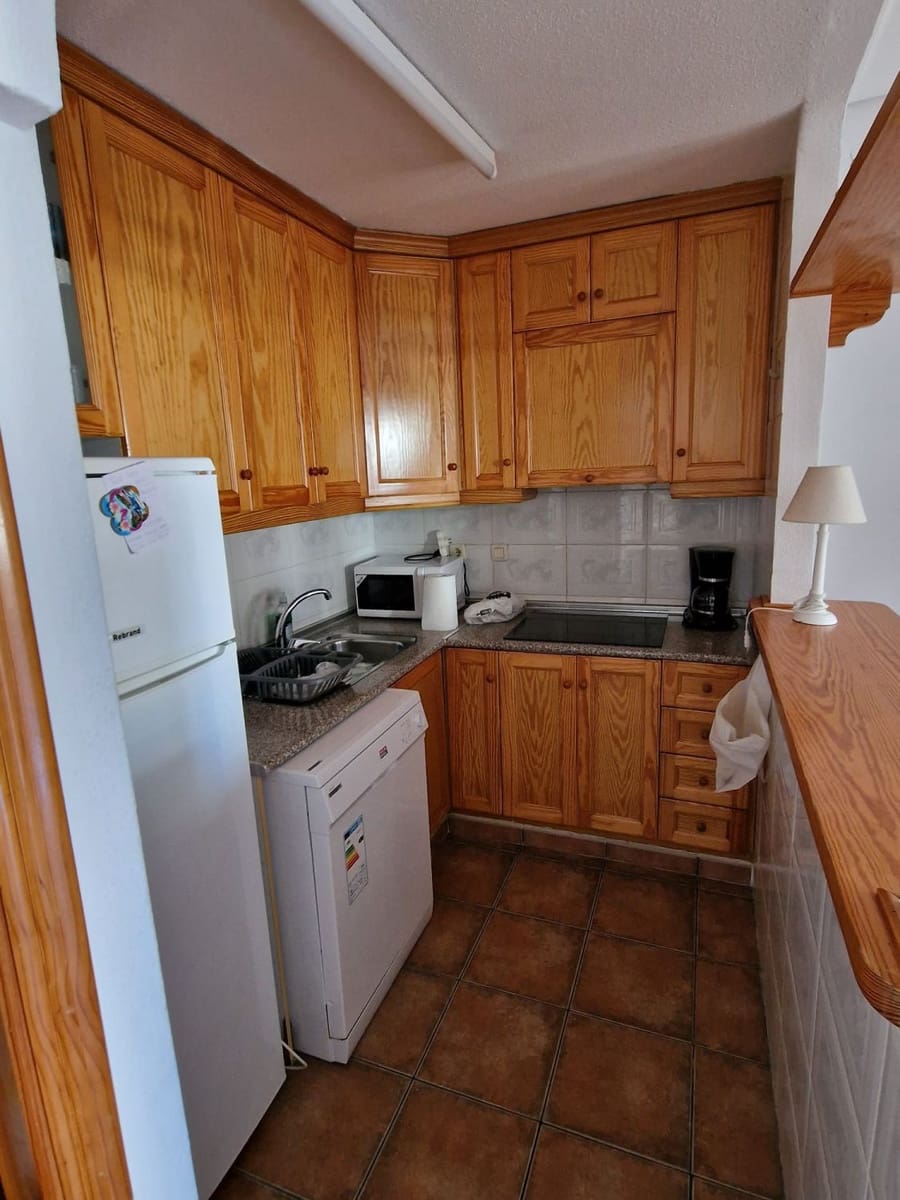 2 bedroom Villa for sale in Torrevieja - € 232,000 (Ref: 10109080)