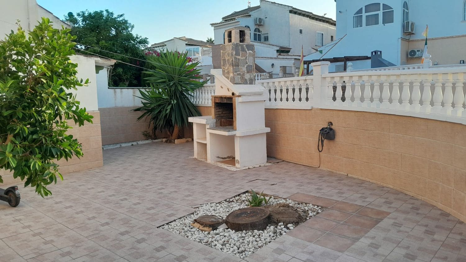 2 bedroom Villa for sale in Torrevieja - € 232,000 (Ref: 10109080)