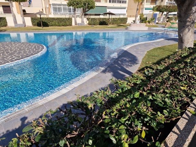 2 quarto Moradia para venda em Torrevieja - 232 000 € (Ref: 10109080)