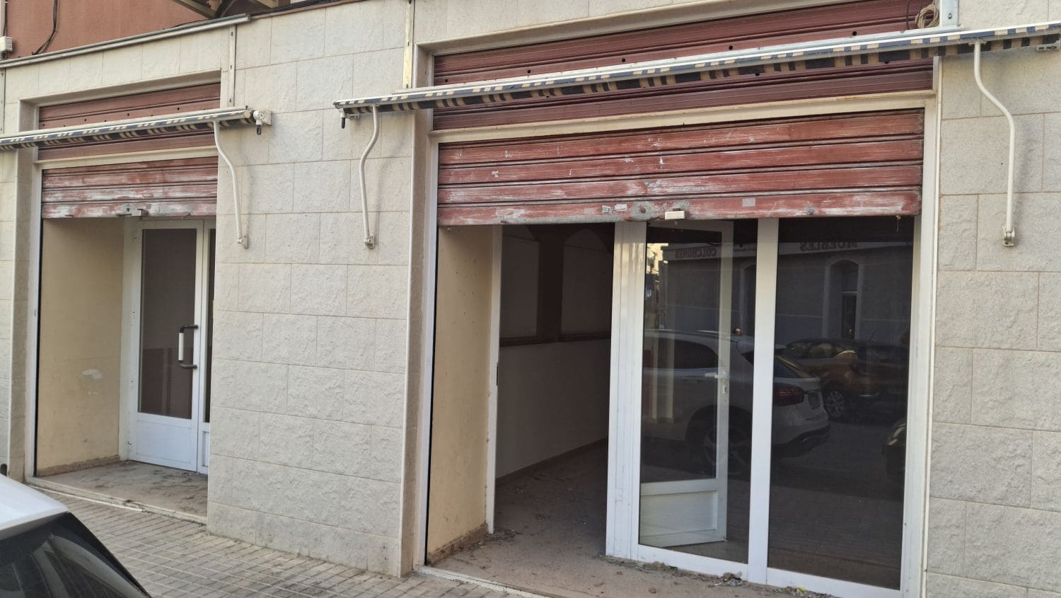 Commercial for rent in Crevillente / Crevillent - € 700 (Ref: 10109082)