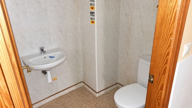 Local Commercial à louer à Crevillente / Crevillent - 700 € (Ref: 10109082)