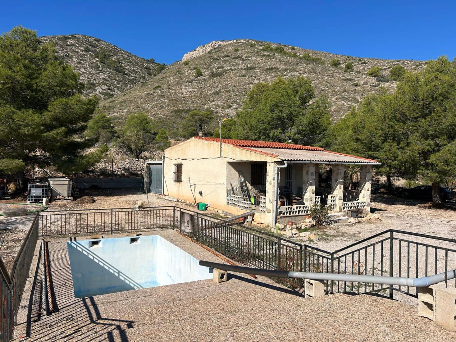 2 bedroom Finca/Country House for sale in La Canalosa with pool - € 165,000 (Ref: 10154867)