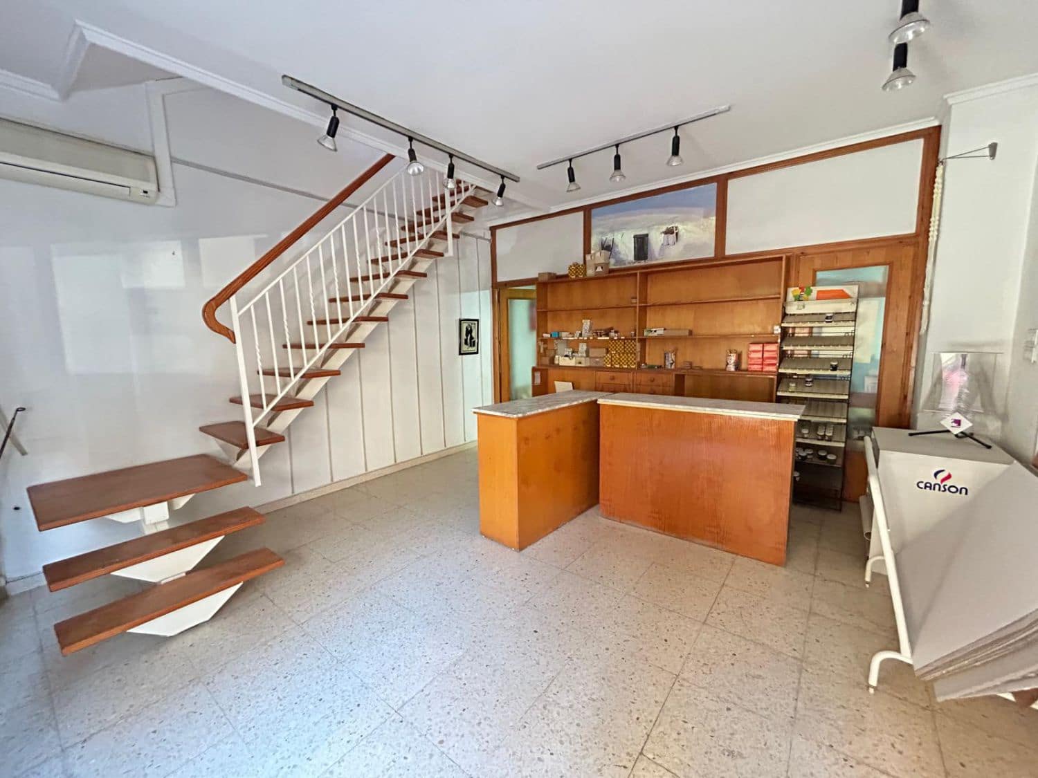 Komercyjne na sprzedaż w Crevillente / Crevillent - 129 500 € (Ref: 3752215)