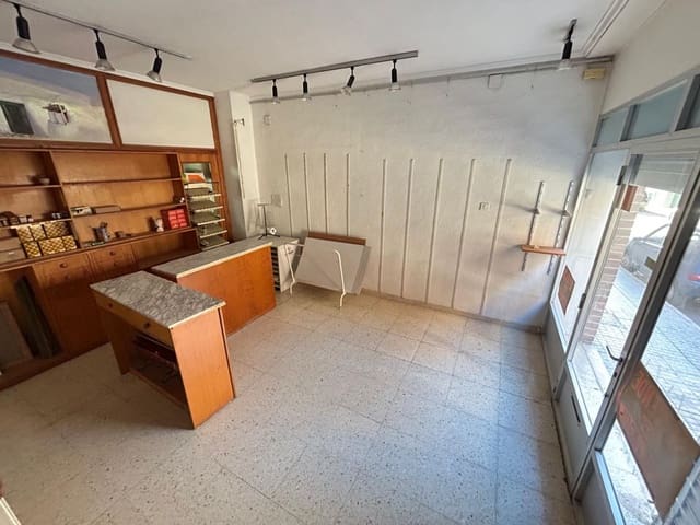 Komercyjne na sprzedaż w Crevillente / Crevillent - 129 500 € (Ref: 3752215)