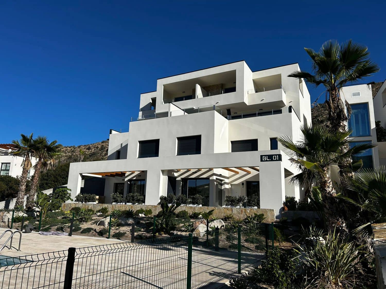 Apartamento de 2 habitaciones en Monforte del Cid en venta - 395.000 € (Ref: 6393143)