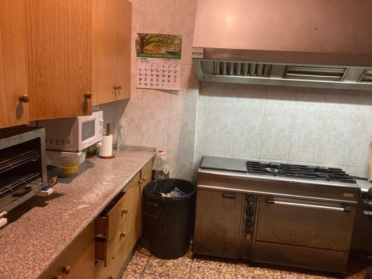 Commercieel te koop in Crevillente / Crevillent - € 65.000 (Ref: 8359443)
