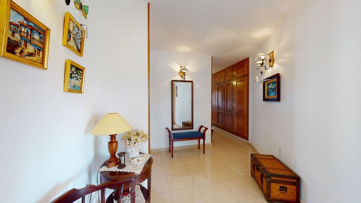 8 bedroom Villa for sale in Cabo Roig - € 4,900,000 (Ref: 8576286)
