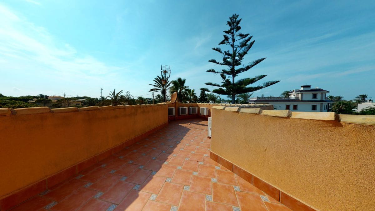 8 bedroom Villa for sale in Cabo Roig - € 4,900,000 (Ref: 8576286)