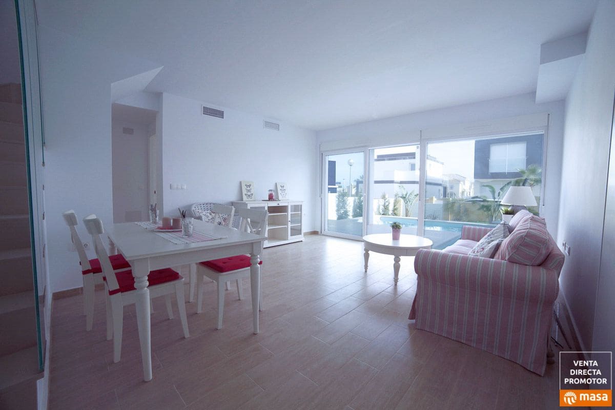 3 makuuhuone Huvila myytävänä paikassa Gran Alacant - 289 000 € (Ref: 8677695)