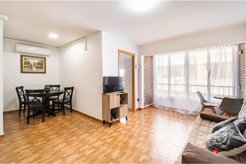 3 soveværelse Lejlighed til salg i Torrevieja - € 175.000 (Ref: 8723752)