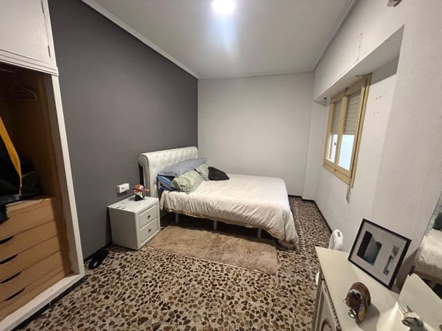 4 Zimmer Wohnung zu verkaufen in Crevillente / Crevillent - 180.000 € (Ref: 9587999)