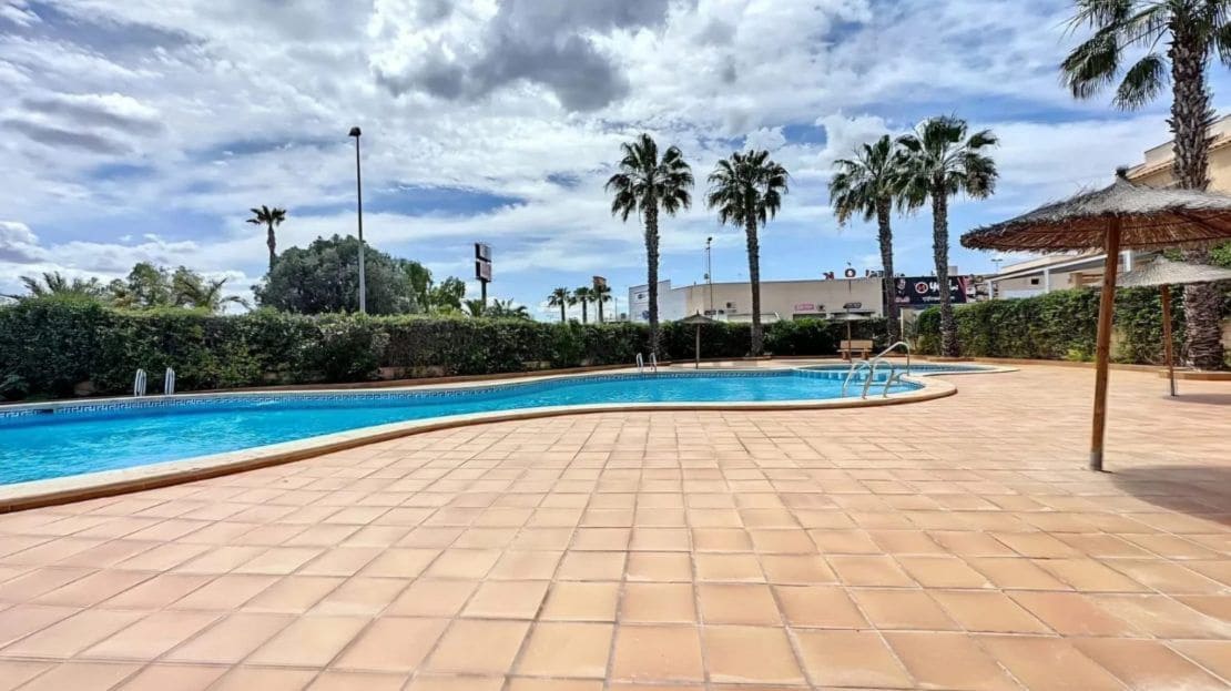 6 soveværelse Villa til salg i Ciudad Quesada - € 276.000 (Ref: 9588008)