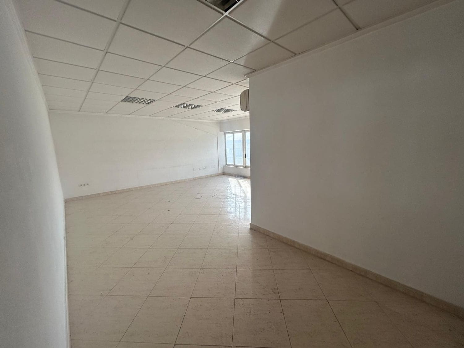 4 slaapkamer Bedrijf te koop in Crevillente / Crevillent - € 735.000 (Ref: 9588013)