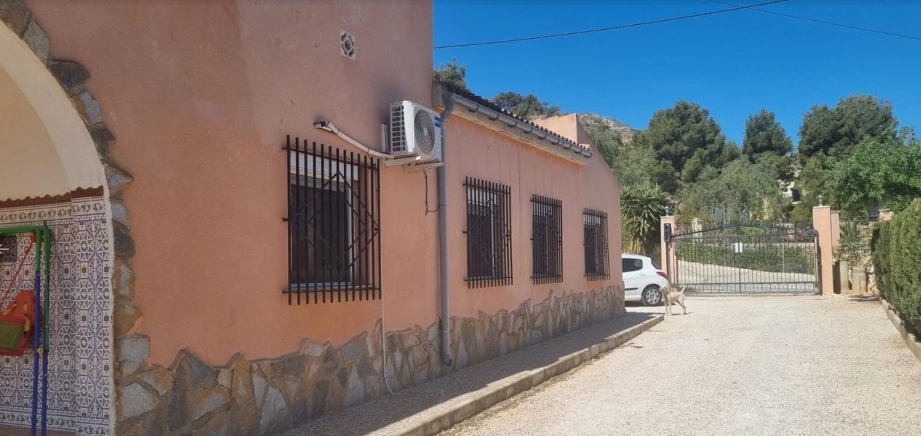 6 soveværelse Finca/Landehus til salg i Hondon de las Nieves - € 254.000 (Ref: 9588016)