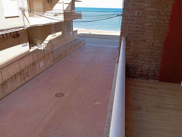 3 bedroom Apartment for sale in Torrevieja with garage - € 240,000 (Ref: 9588017)