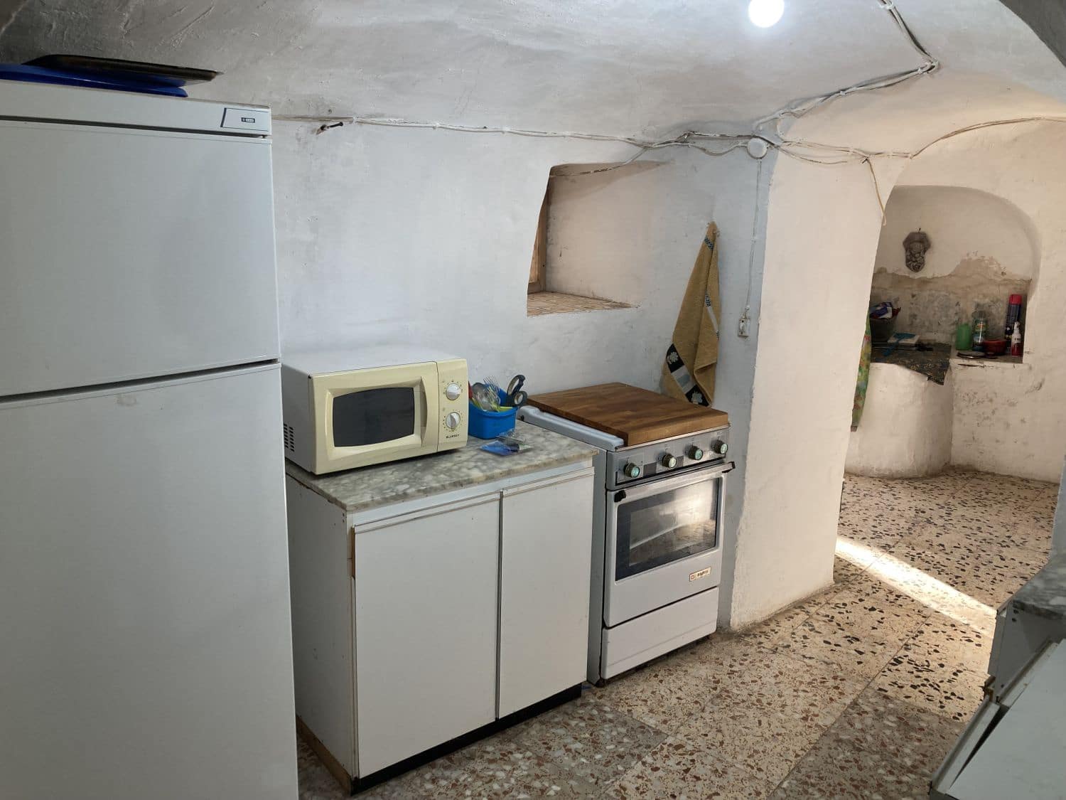 6 bedroom Finca/Country House for sale in Crevillente / Crevillent - € 129,000 (Ref: 9588019)