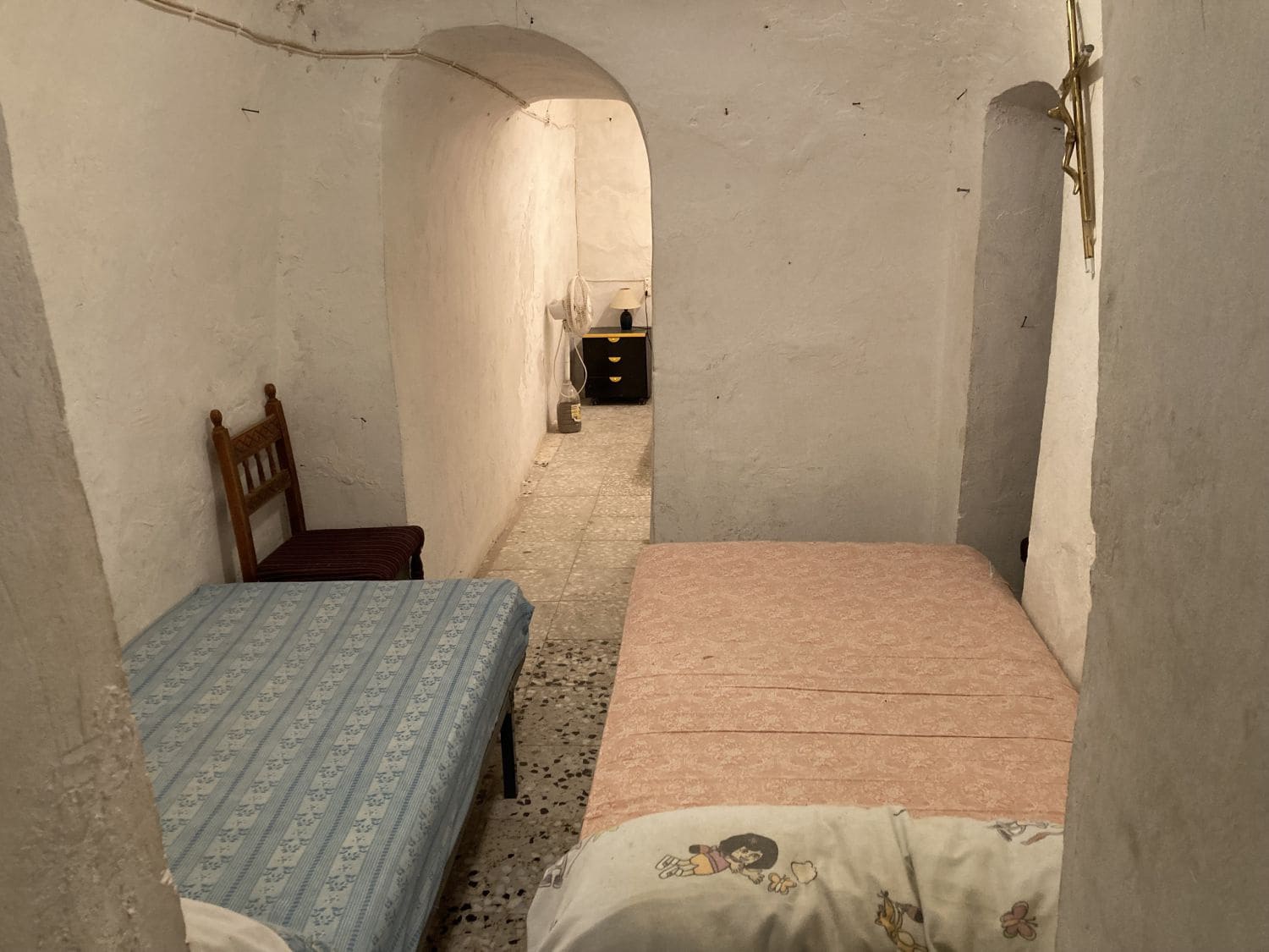 6 bedroom Finca/Country House for sale in Crevillente / Crevillent - € 129,000 (Ref: 9588019)