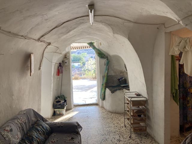 6 makuuhuone Maalaistalo myytävänä paikassa Crevillente / Crevillent - 129 000 € (Ref: 9588019)