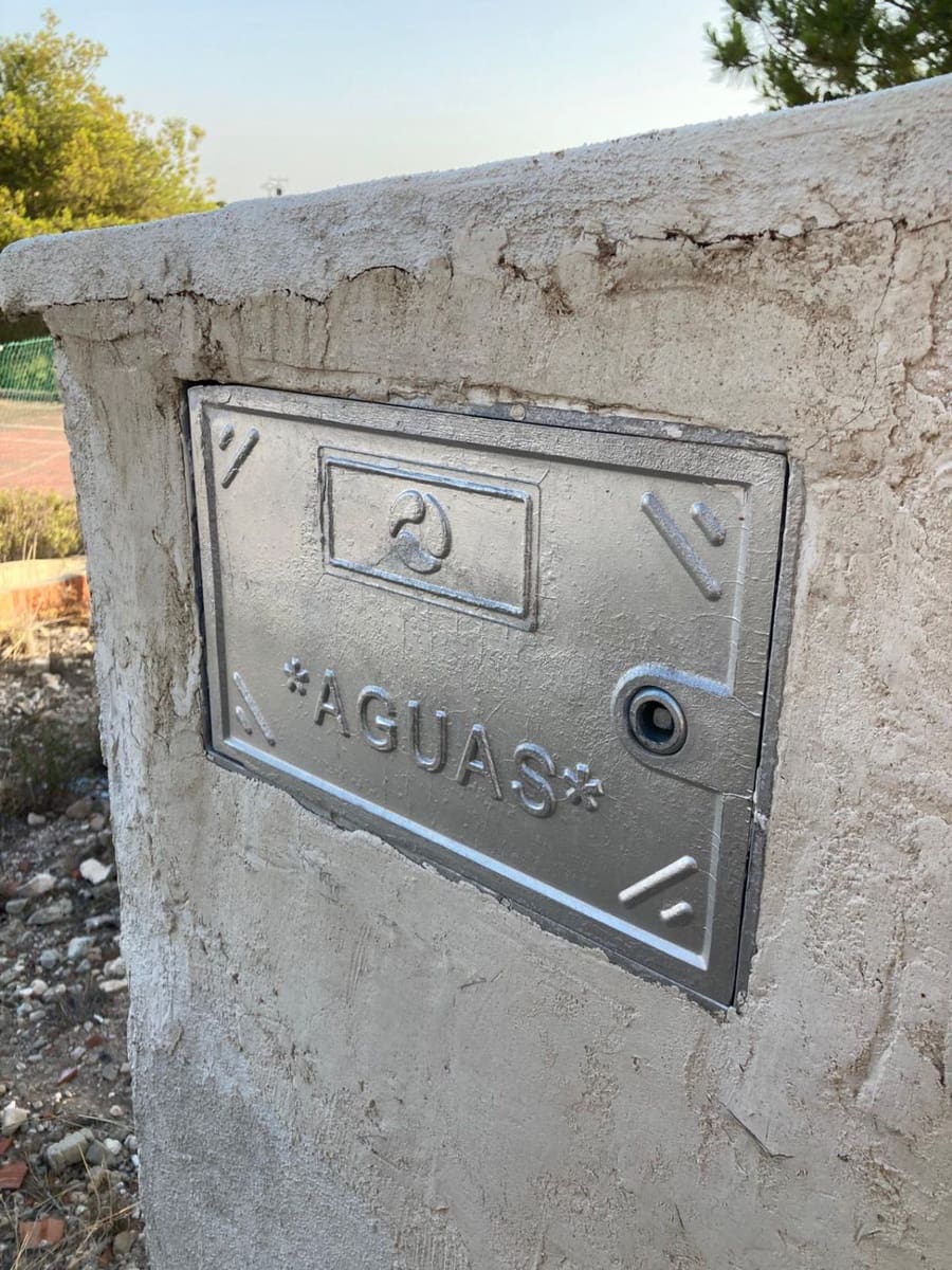 6 bedroom Finca/Country House for sale in Crevillente / Crevillent - € 129,000 (Ref: 9588019)