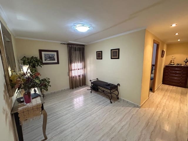 5 Zimmer Wohnung zu verkaufen in Crevillente / Crevillent - 180.000 € (Ref: 9588021)