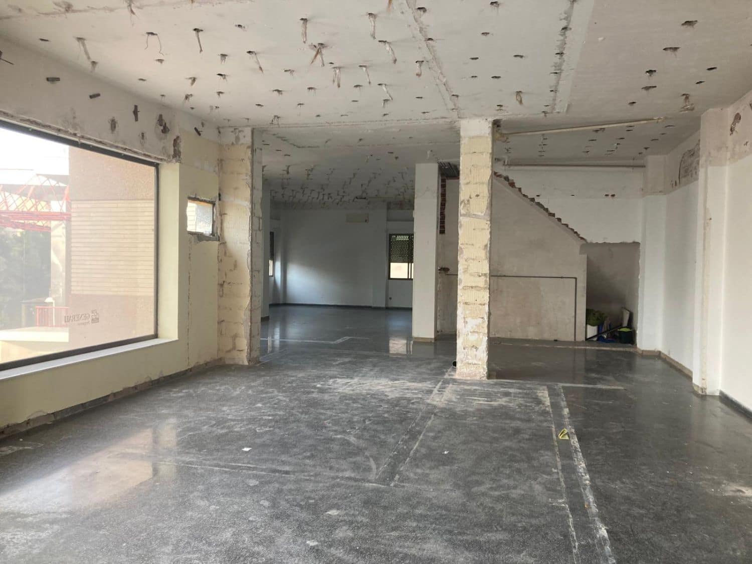 Kaupallinen vuokrattavana paikassa Crevillente / Crevillent - 1 100 € (Ref: 9588022)