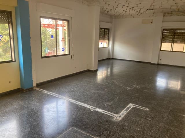 Kaupallinen vuokrattavana paikassa Crevillente / Crevillent - 1 100 € (Ref: 9588022)