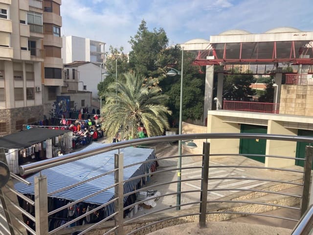 Kaupallinen vuokrattavana paikassa Crevillente / Crevillent - 1 100 € (Ref: 9588022)