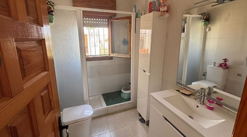 2 sypialnia Willa na sprzedaż w El Chaparral z garażem - 360 000 € (Ref: 9588025)