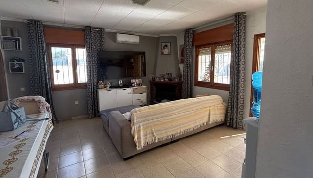 2 sypialnia Willa na sprzedaż w El Chaparral, Torrevieja z garażem - 360 000 € (Ref: 9588025)