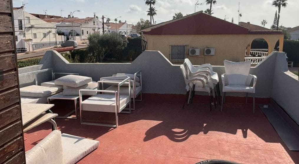 2 sypialnia Willa na sprzedaż w El Chaparral z garażem - 360 000 € (Ref: 9588025)