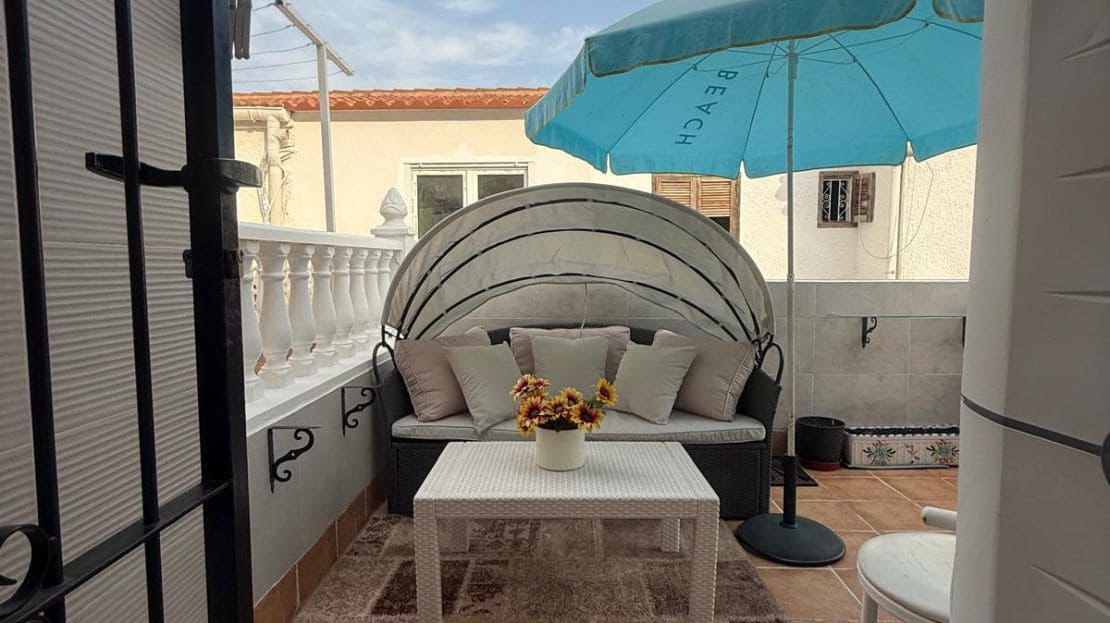 3 sypialnia Dom szeregowy na sprzedaż w Torrevieja - 180 000 € (Ref: 9588027)