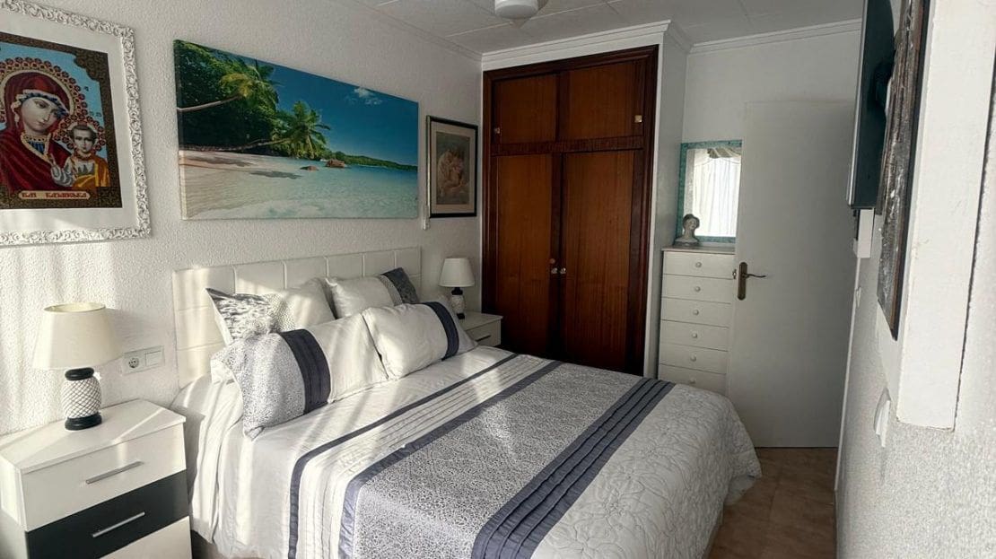 3 sypialnia Dom szeregowy na sprzedaż w Torrevieja - 180 000 € (Ref: 9588027)