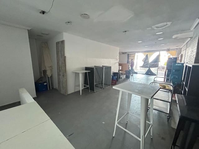Kommersiell till salu i Elche / Elx - 240 000 € (Ref: 9590939)