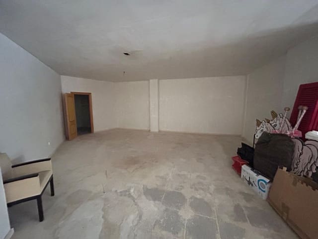 Commercieel te koop in Crevillente / Crevillent - € 58.000 (Ref: 9590940)