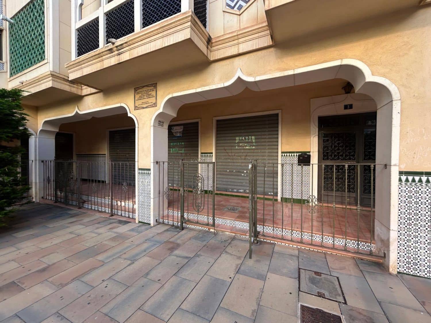 Commercieel te koop in Crevillente / Crevillent - € 58.000 (Ref: 9590940)