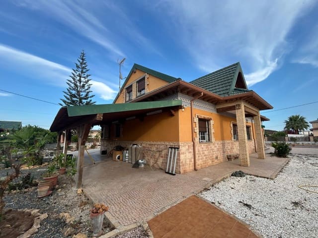 5 makuuhuone Maalaistalo myytävänä paikassa Catral mukana 
autotalli - 600 000 € (Ref: 9590941)