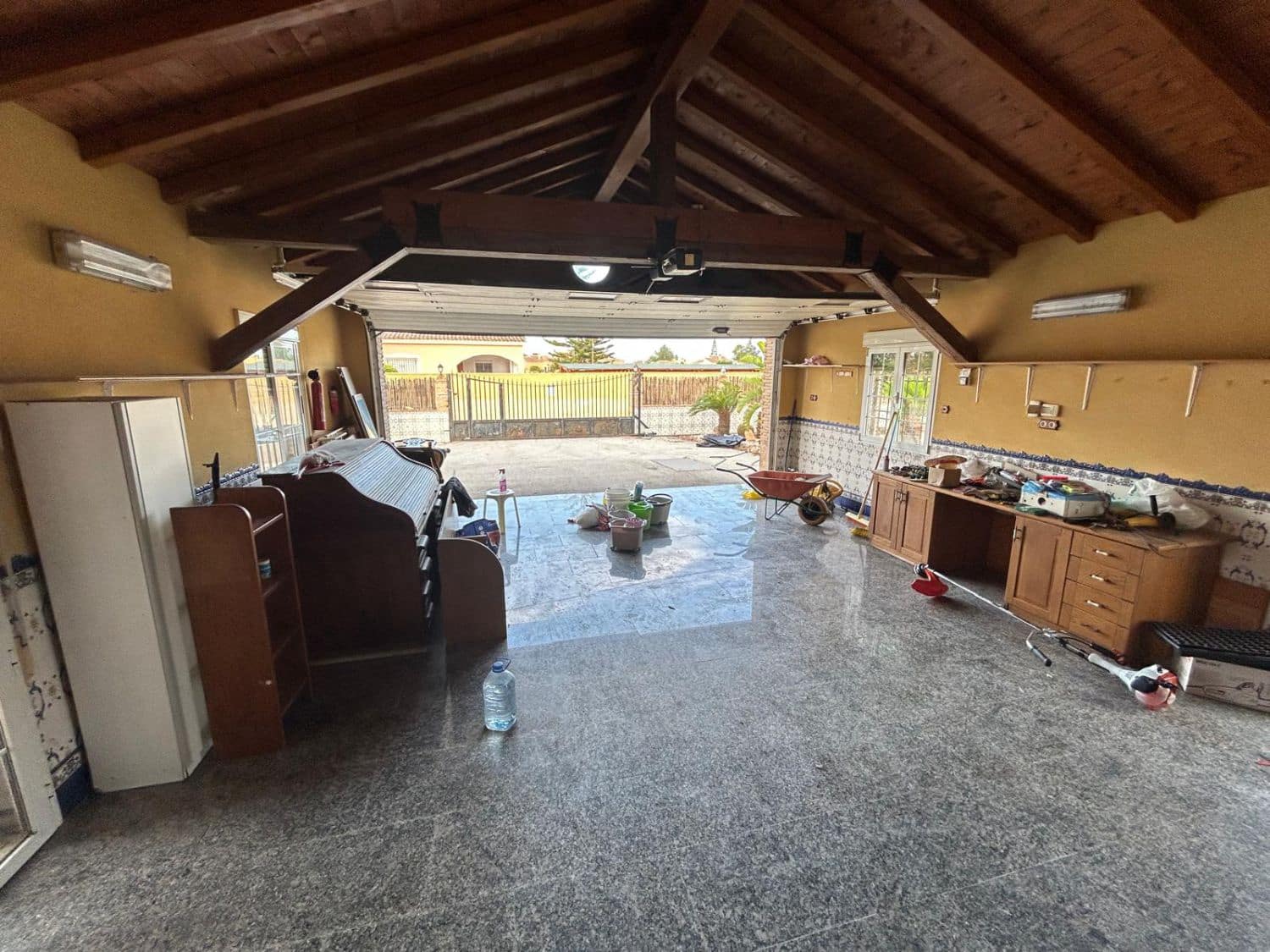 5 makuuhuone Maalaistalo myytävänä paikassa Catral mukana 
autotalli - 600 000 € (Ref: 9590941)