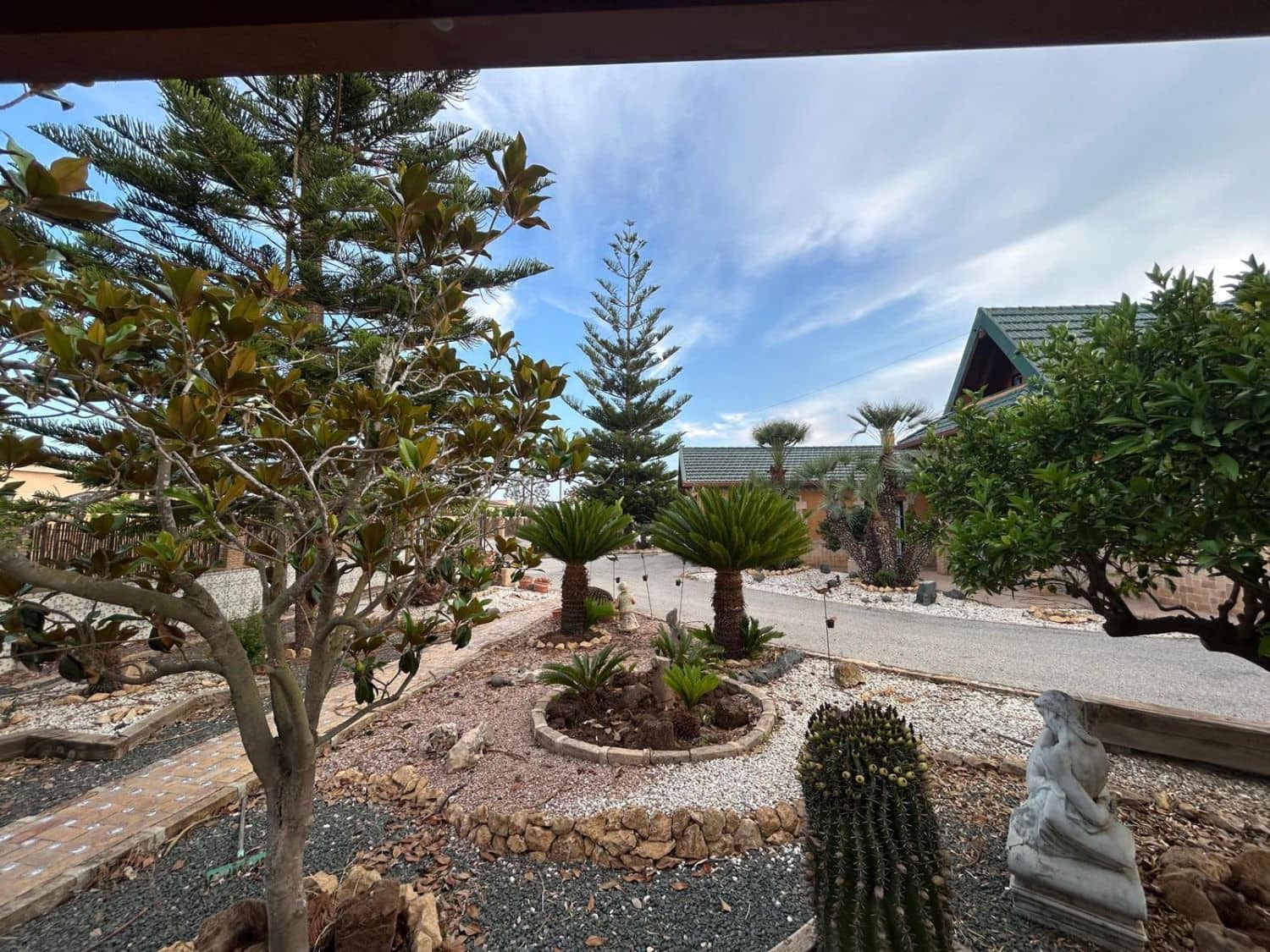 5 makuuhuone Maalaistalo myytävänä paikassa Catral mukana 
autotalli - 600 000 € (Ref: 9590941)