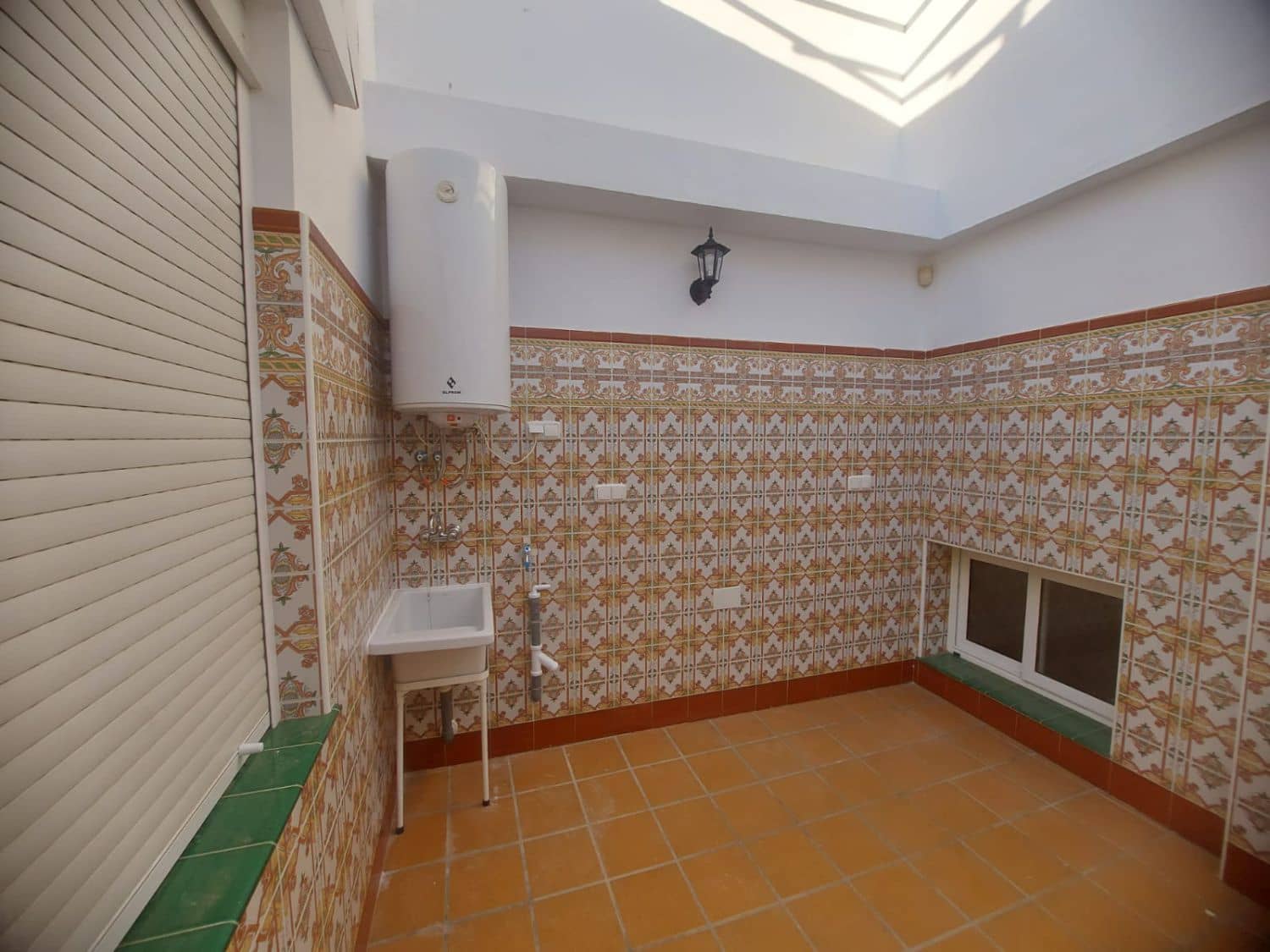 3 bedroom Villa for sale in La Murada with garage - € 190,000 (Ref: 9590943)