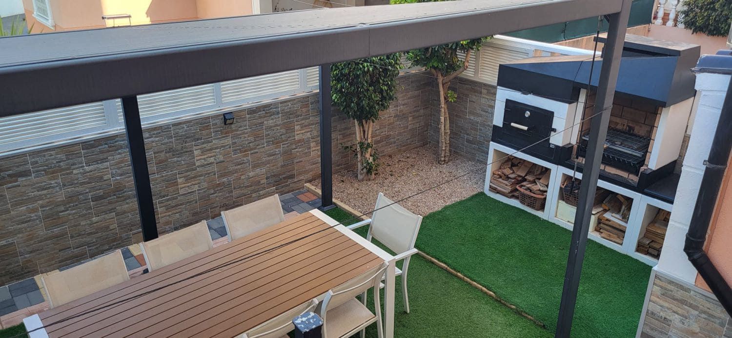 3 makuuhuone Rivitalo myytävänä paikassa Gran Alacant mukana 
autotalli - 339 000 € (Ref: 9590949)