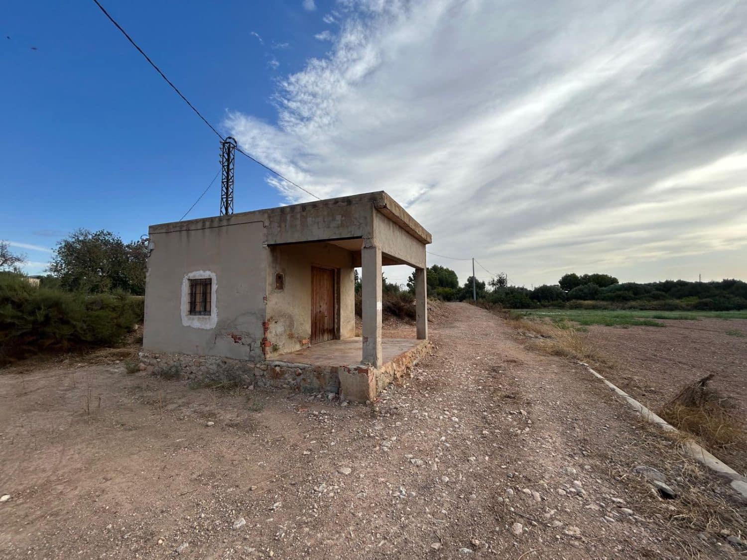 1 bedroom Finca/Country House for sale in Crevillente / Crevillent - € 65,000 (Ref: 9590950)