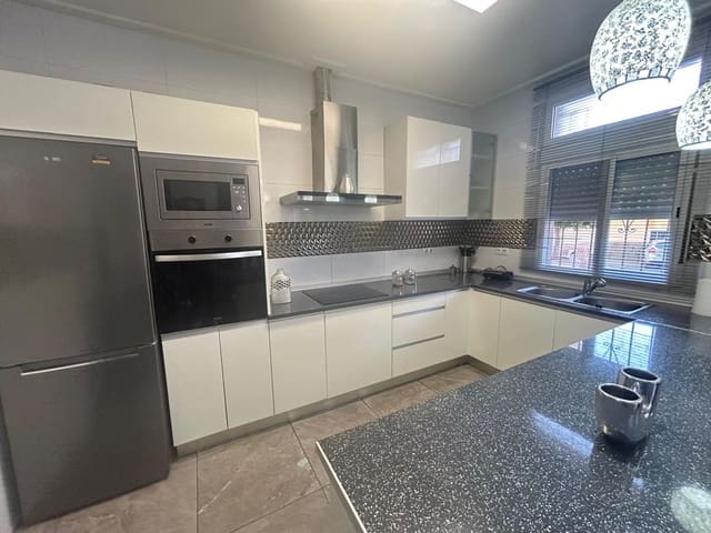 2 Zimmer Apartment zu verkaufen in Crevillente / Crevillent - 90.000 € (Ref: 9590951)