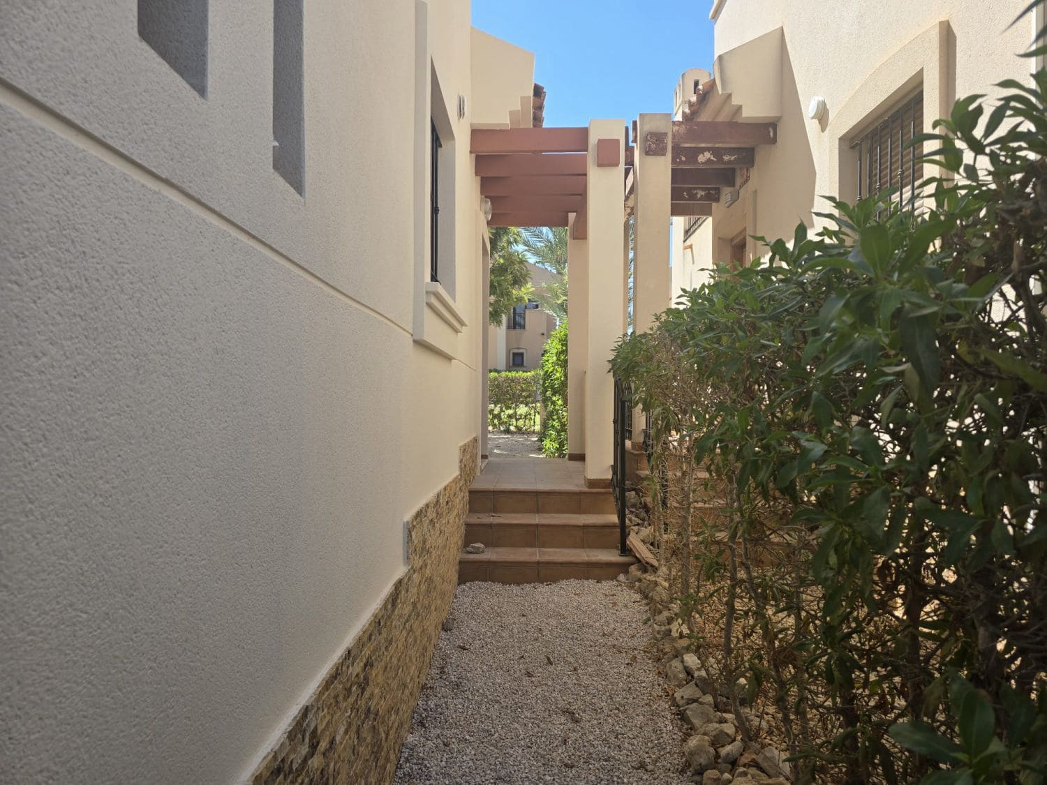 3 bedroom Terraced Villa for sale in Algorfa with garage - € 230,000 (Ref: 9590956)