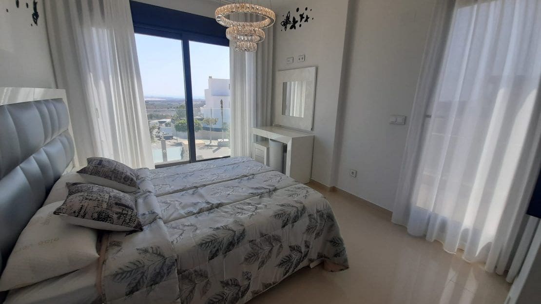 5 slaapkamer Villa te koop in San Miguel de Salinas - € 849.000 (Ref: 9590961)