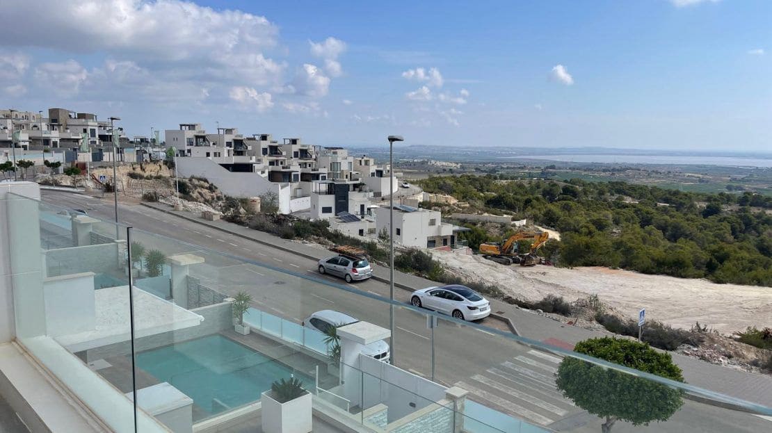 5 slaapkamer Villa te koop in San Miguel de Salinas - € 849.000 (Ref: 9590961)